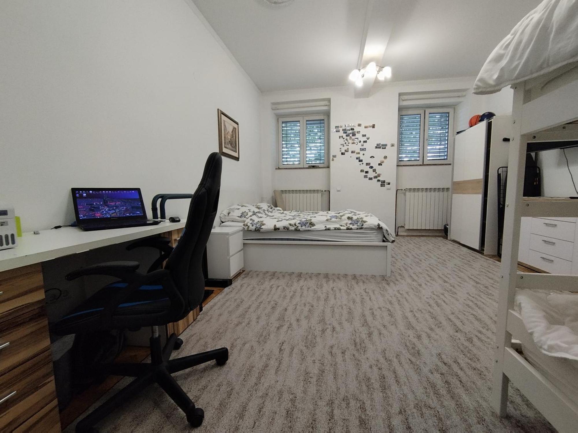 Work And Play Apartment Zagreb Buitenkant foto