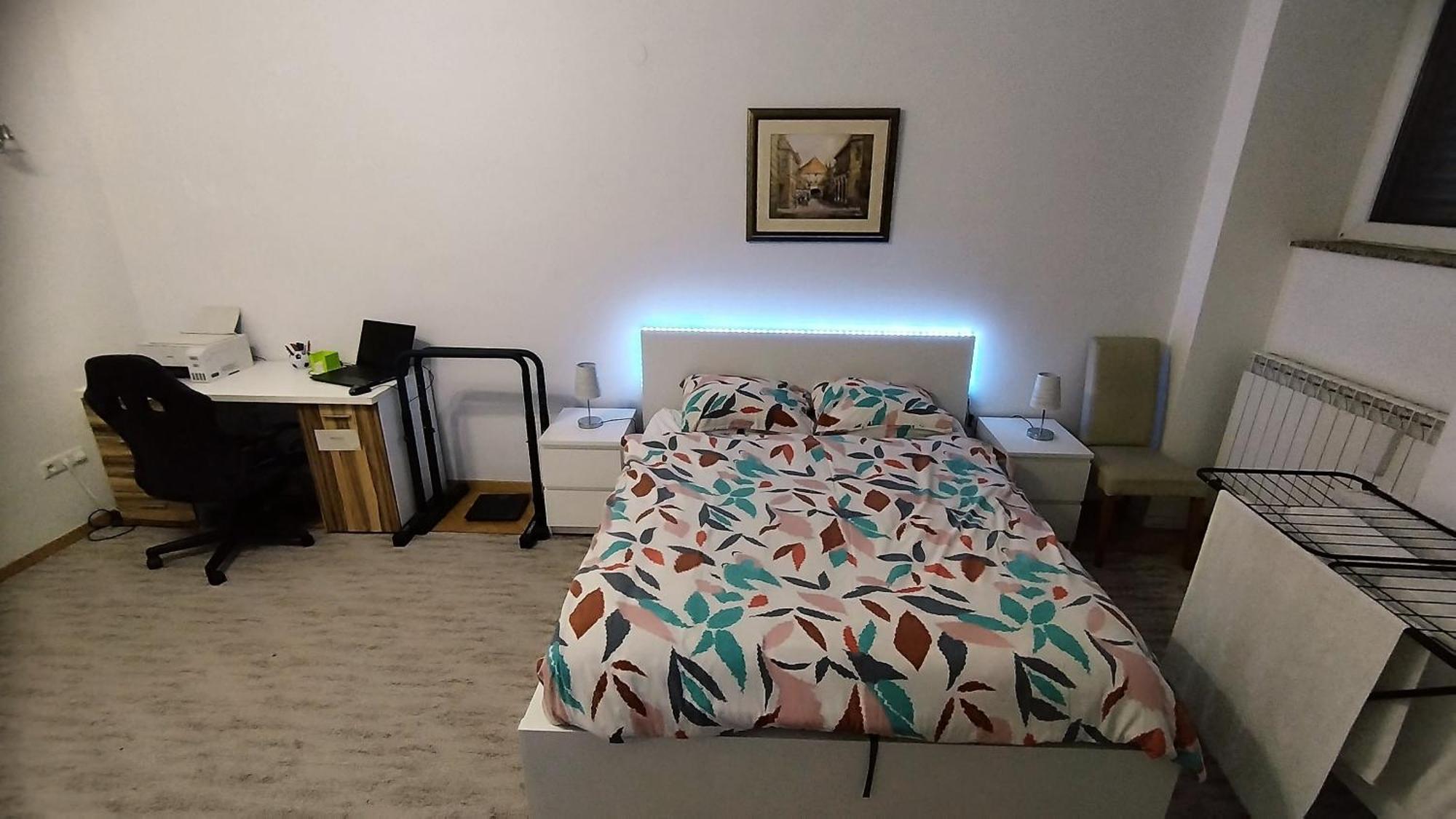 Work And Play Apartment Zagreb Buitenkant foto