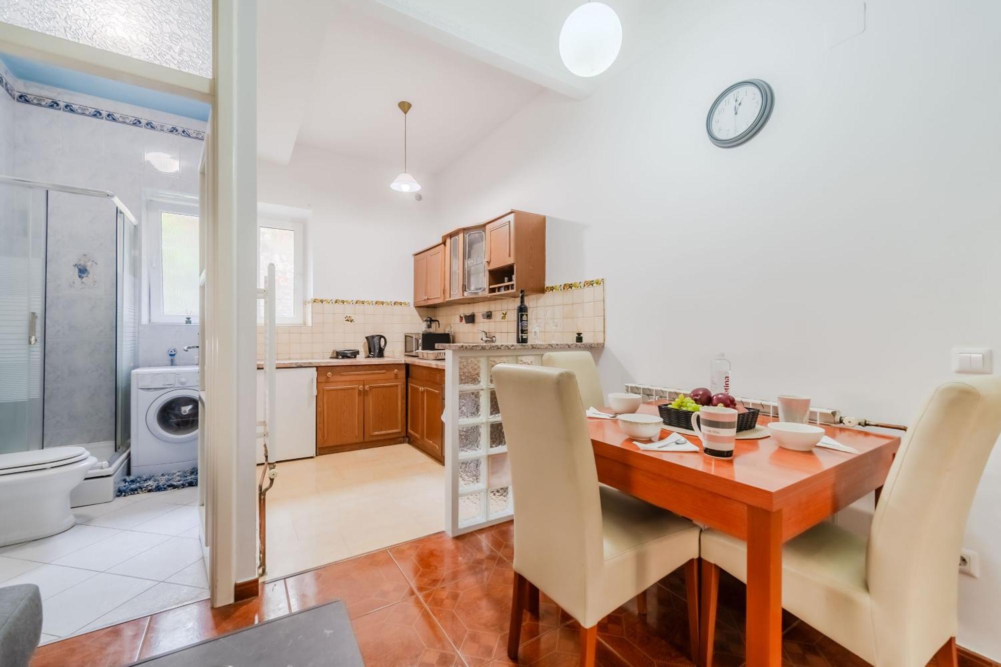 Work And Play Apartment Zagreb Buitenkant foto