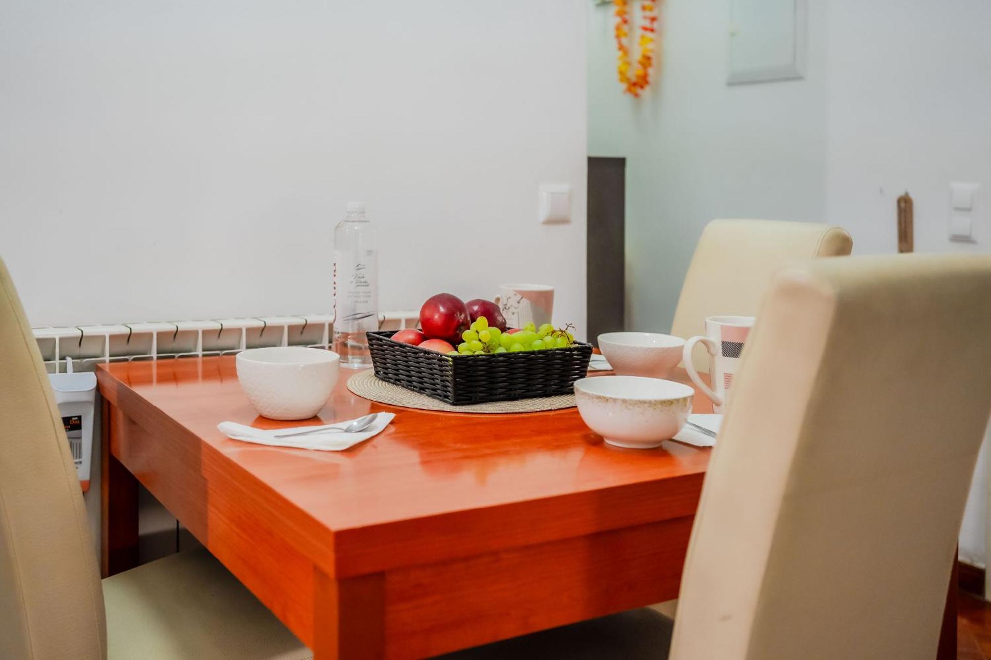 Work And Play Apartment Zagreb Buitenkant foto