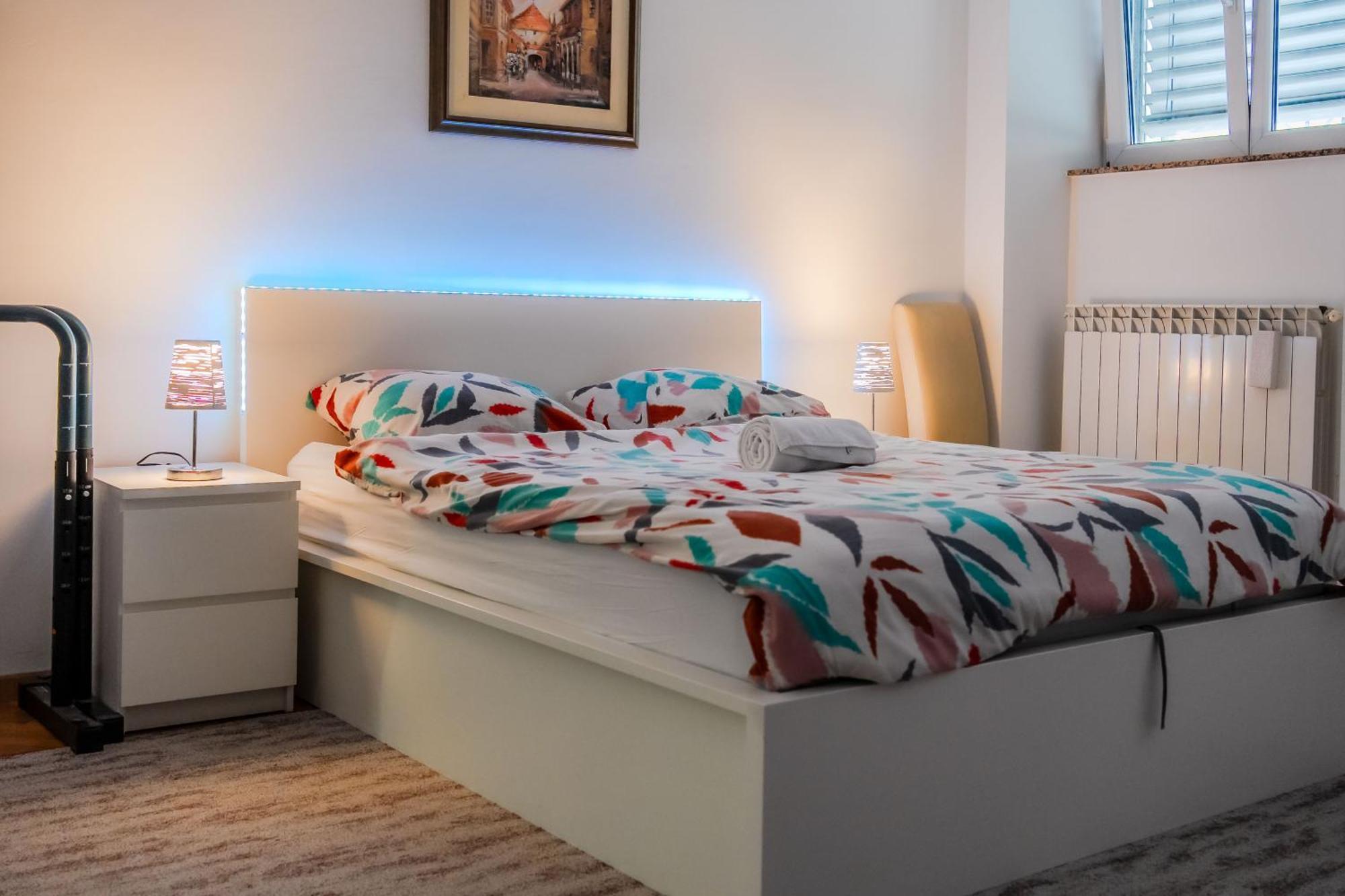 Work And Play Apartment Zagreb Buitenkant foto