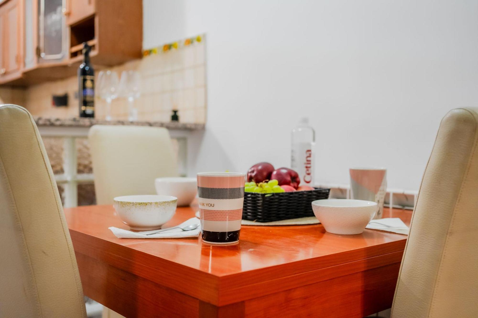 Work And Play Apartment Zagreb Buitenkant foto